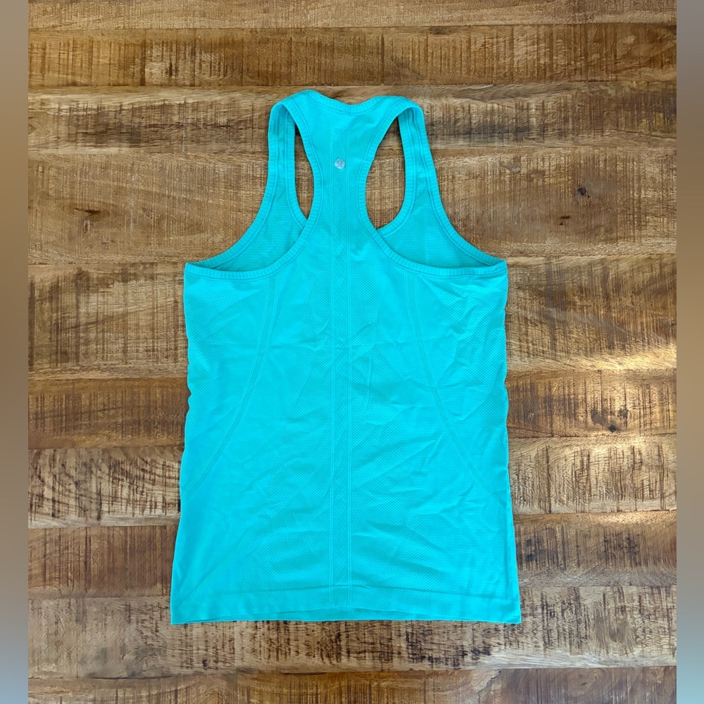 Lululemon Swiftly Tech Racerback Tanktop - Picture 2 of 6